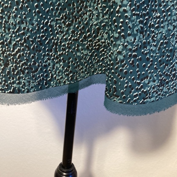 Chelsea28 V-Neck Tank Top from Nordstrom Women's Size 8 - Picture 4 of 5